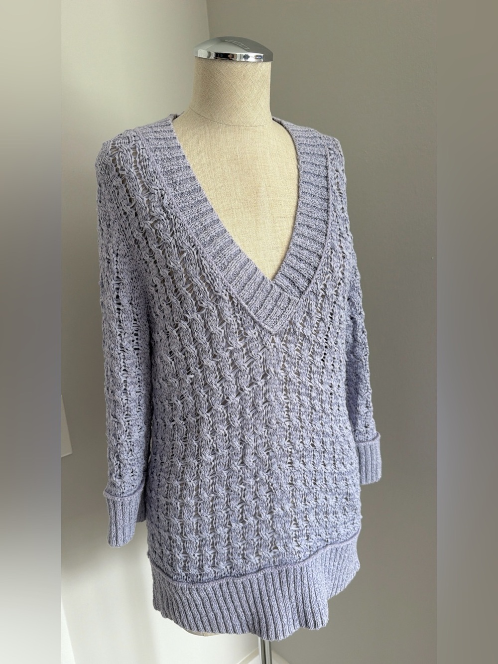 DKNY Jeans Women's Blue Cable Knit V-Neck Lightweight Pullover Sweater L
